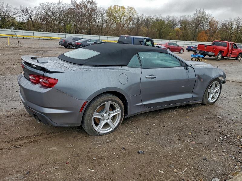 Photo 3 from auction – 2021 CHEVROLET CAMARO LS with VIN 1G1FB3DS5M0103916