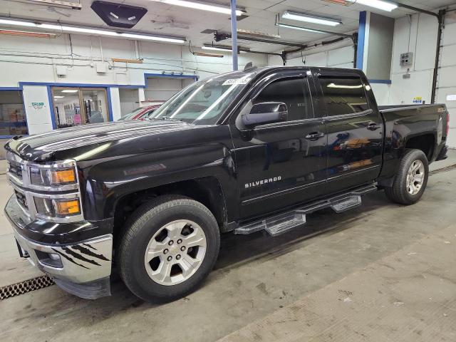 CHEVROLET SILVERADO 2015 with VIN 3GCUKREC6FG218757 - Photo from auction