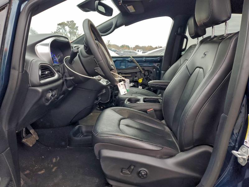 Photo 7 from auction – 2022 CHRYSLER PACIFICA H with VIN 2C4RC1L73NR174087