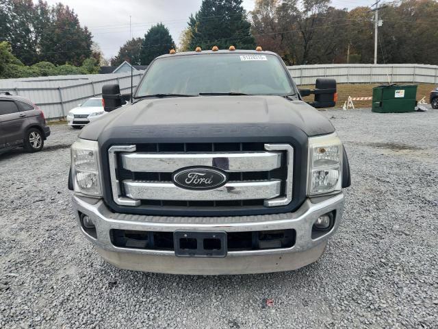 Photo 5 from auction – 2000 FORD F350 SUPER with VIN 1FDWW37S4YEC61904