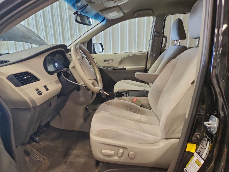 Photo 7 from auction – 2013 TOYOTA SIENNA LE with VIN 5TDKK3DC2DS330265