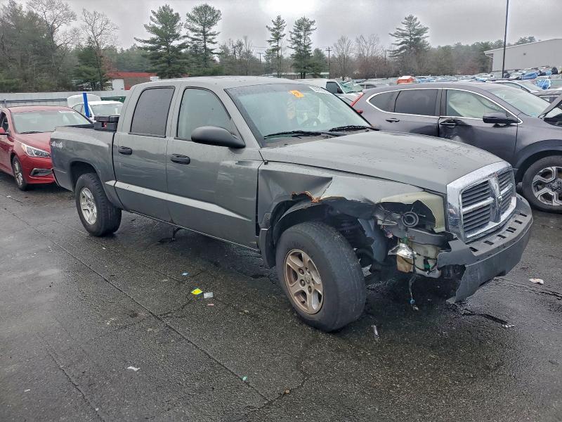 Photo 4 from auction – 2005 DODGE DAKOTA QUA with VIN 1D7HW48N35S365802