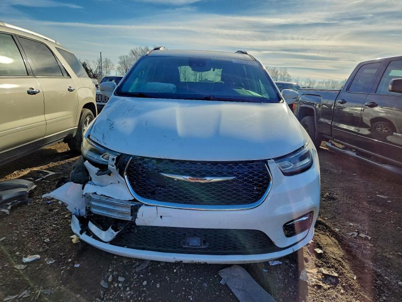 Photo 5 from auction – 2022 CHRYSLER PACIFICA T with VIN 2C4RC1BG9NR154704