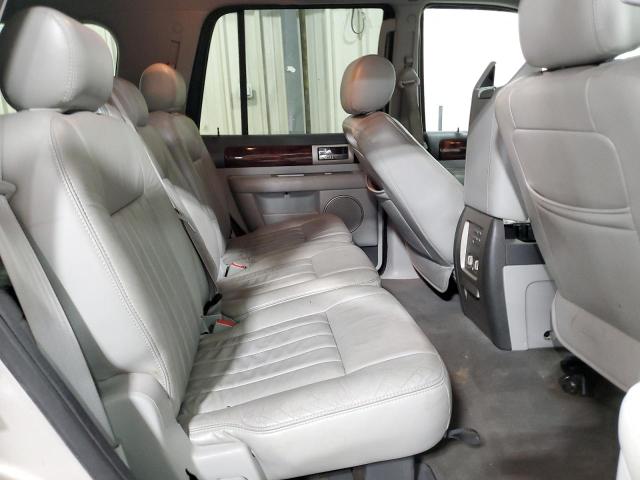 Photo 11 from auction – 2006 LINCOLN NAVIGATOR with VIN 5LMFU28526LJ01745