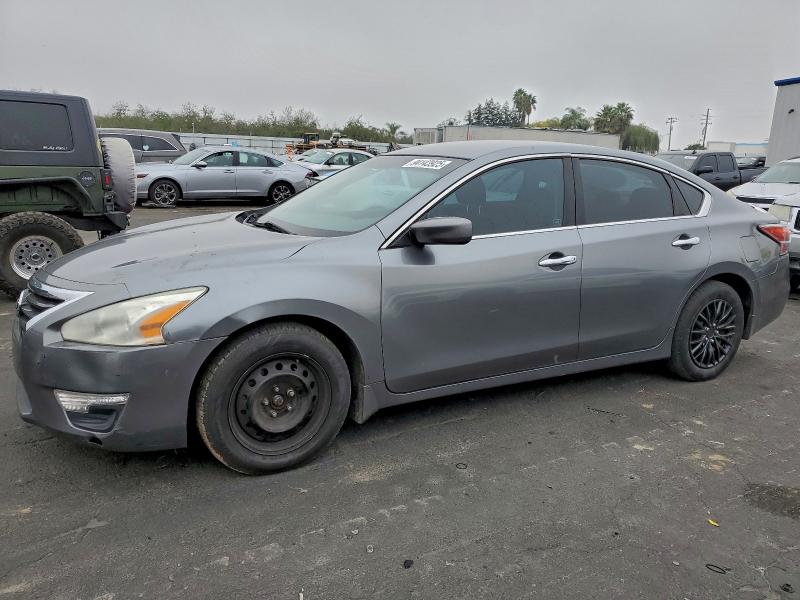 NISSAN ALTIMA 2.5 2015 with VIN 1N4AL3AP6FC462133 - Photo from auction
