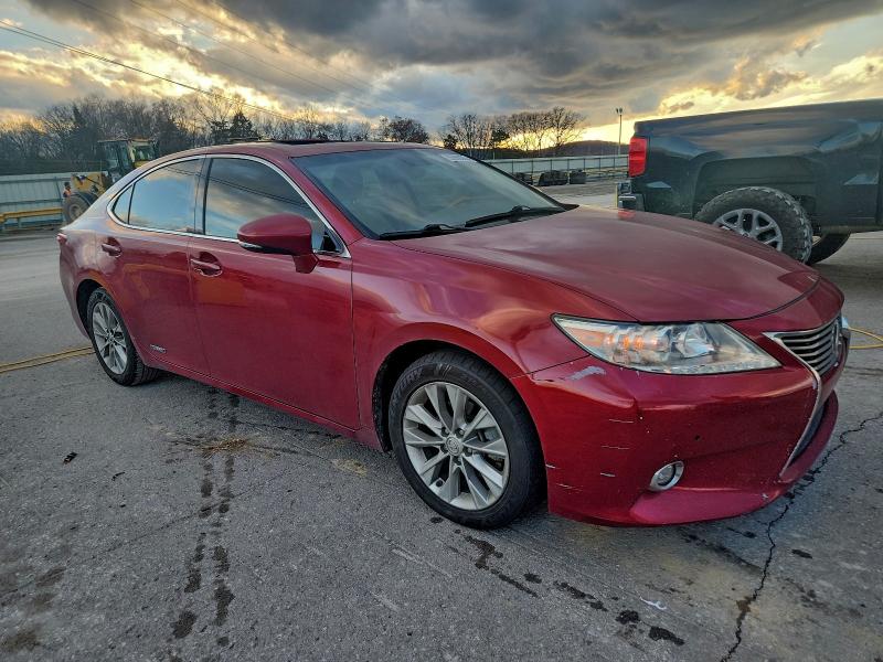 Photo 4 from auction – 2014 LEXUS ES 300H with VIN JTHBW1GG0E2046891