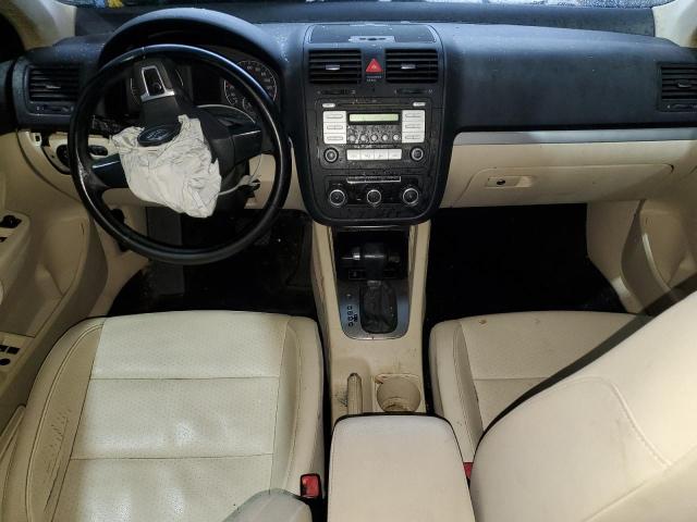 Photo 8 from auction – 2010 VOLKSWAGEN JETTA LIMI with VIN 3VWAZ7AJ0AM098680