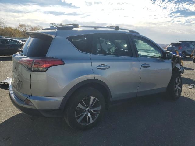 Photo 3 from auction – 2018 TOYOTA RAV4 ADVEN with VIN 2T3RFREV9JW850186