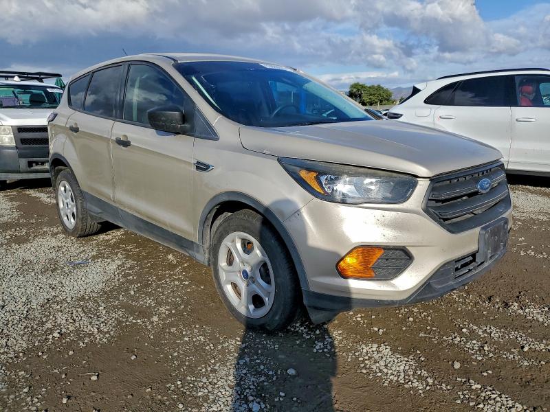 Photo 4 from auction – 2018 FORD ESCAPE S with VIN 1FMCU0F79JUA91992