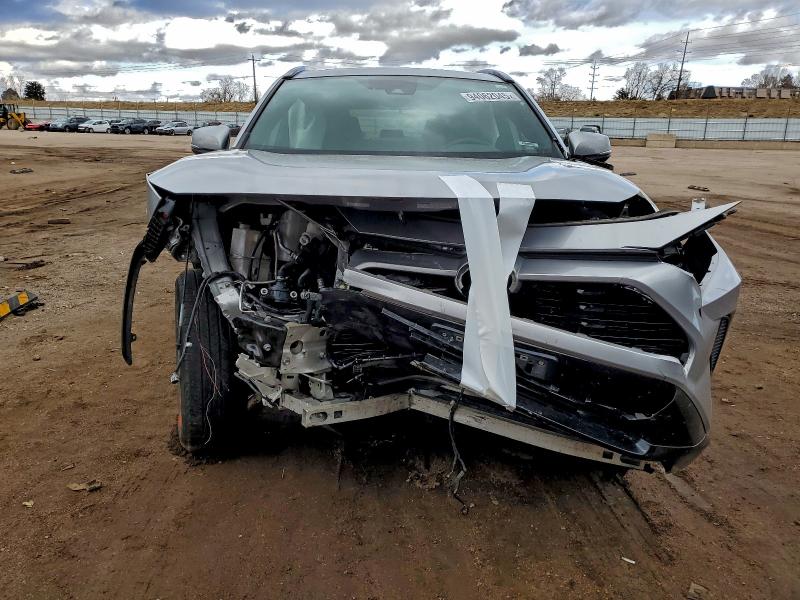 Photo 5 from auction – 2022 TOYOTA RAV4 SE with VIN 4T3T6RFV9NU102676