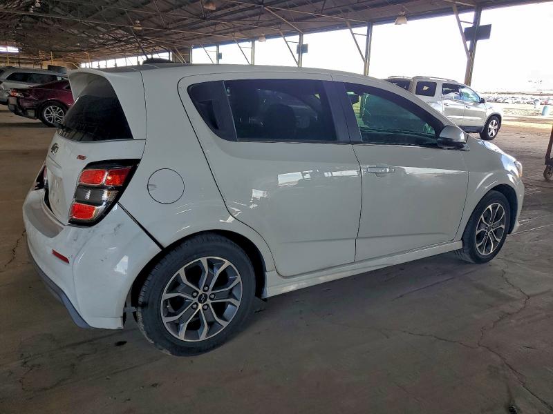 Photo 3 from auction – 2019 CHEVROLET SONIC LT with VIN 1G1JD6SB7K4141274