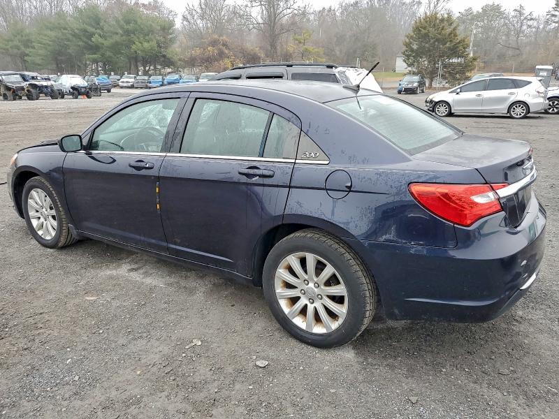 صورة رقم 2 من المزاد - 2012 CHRYSLER 200 TOURIN مع VIN 1C3CCBBB7CN107945
