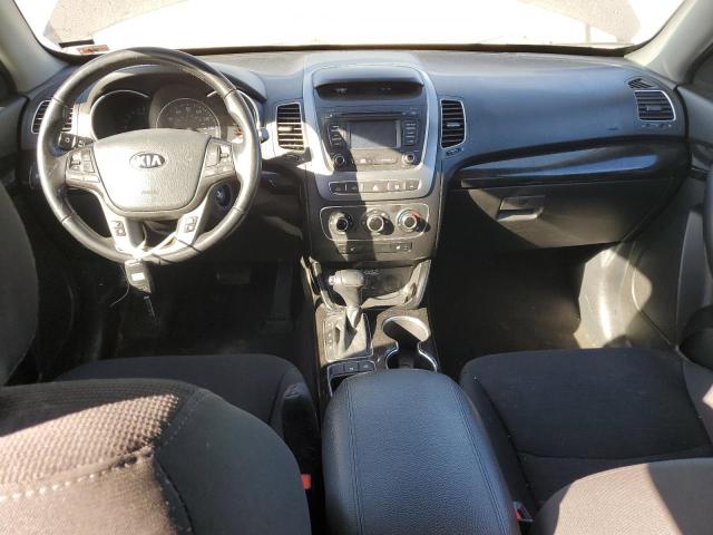 Photo 8 from auction – 2015 KIA SORENTO LX with VIN 5XYKT3A69FG606047