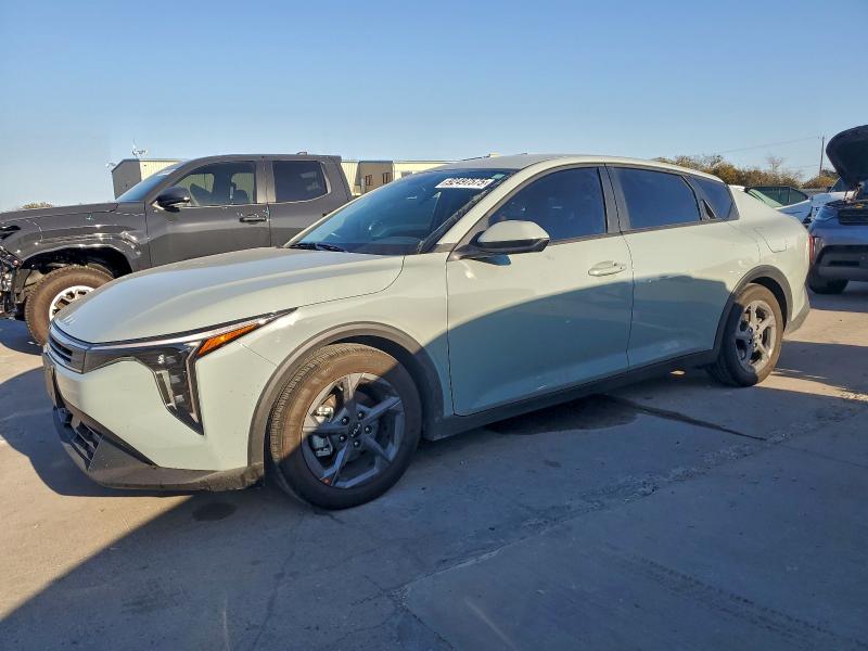 KIA K4 LX 2025 with VIN 3KPFT4DE0SE202300 - Photo from auction