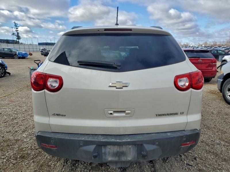 Photo 6 from auction – 2011 CHEVROLET TRAVERSE L with VIN 1GNKRJED1BJ150820