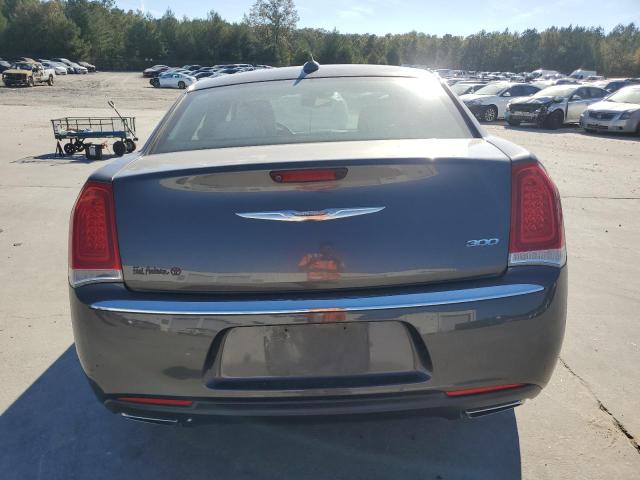 Photo 6 from auction – 2018 CHRYSLER 300 LIMITE with VIN 2C3CCAEG0JH123041