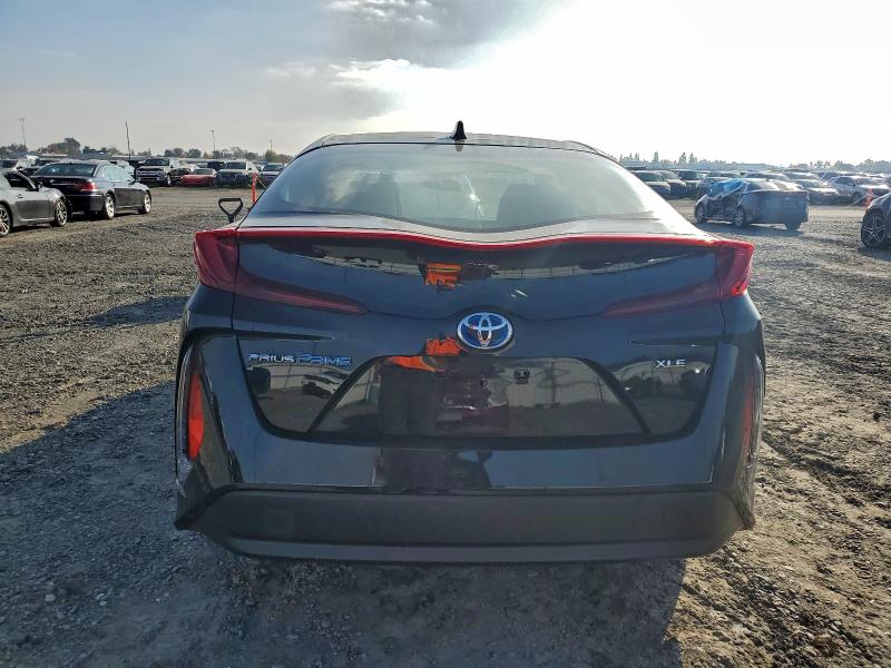 Photo 6 from auction – 2020 TOYOTA PRIUS PRIM with VIN JTDKARFP0L3144231