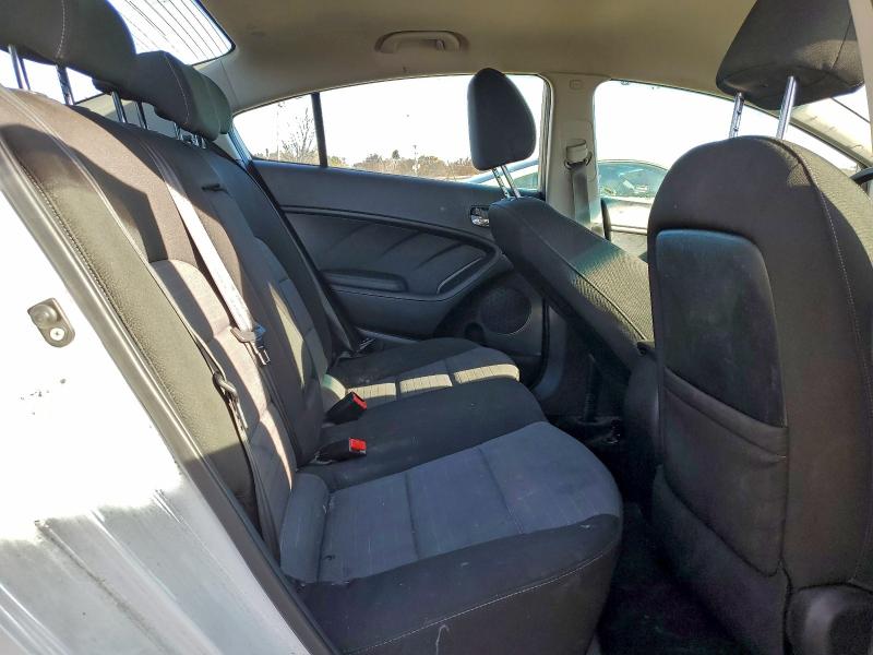 Photo 10 from auction – 2014 KIA FORTE EX with VIN KNAFX4A80E5151235