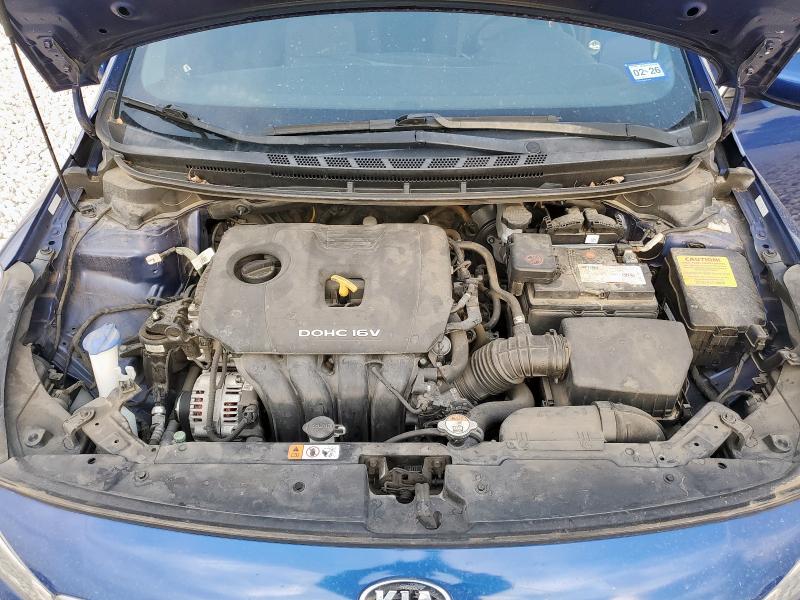 Photo 11 from auction – 2017 KIA FORTE LX with VIN 3KPFL4A77HE152557