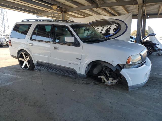 Photo 4 from auction – 2003 LINCOLN NAVIGATOR with VIN 5LMFU28R13LJ25226