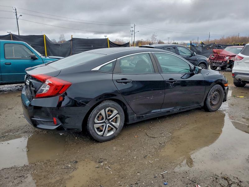 Photo 3 from auction – 2018 HONDA CIVIC LX with VIN 2HGFC2F59JH554510