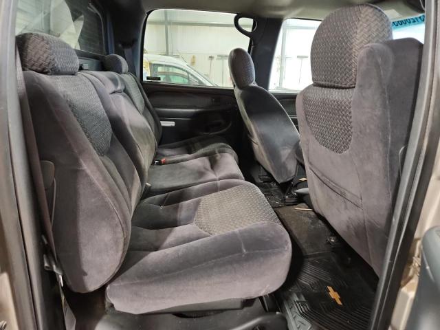 Photo 10 from auction – 2002 CHEVROLET AVALANCHE with VIN 3GNEK13T32G103771