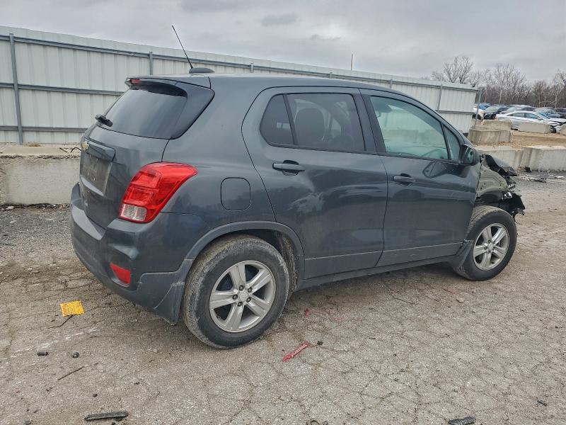 Photo 3 from auction – 2019 CHEVROLET TRAX LS with VIN 3GNCJKSB9KL186915