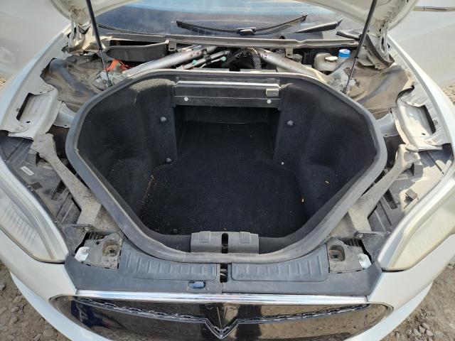 Photo 11 from auction – 2014 TESLA MODEL S with VIN 5YJSA1S10EFP56261