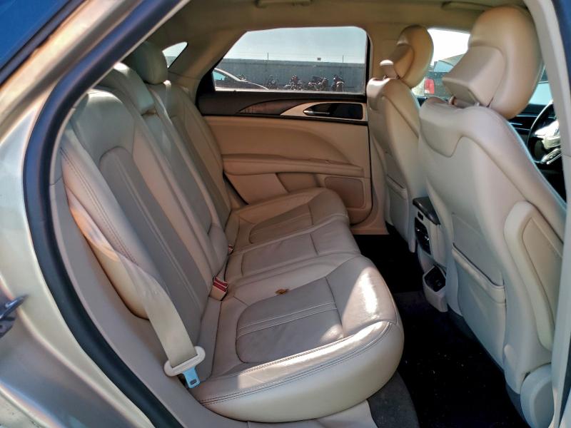 Photo 10 from auction – 2017 LINCOLN MKZ RESERV with VIN 3LN6L5E99HR645422