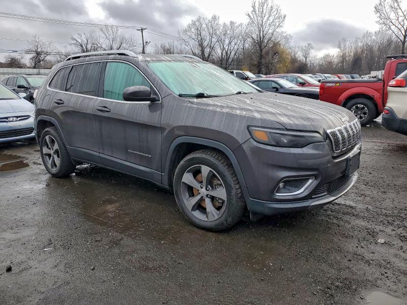Photo 4 from auction – 2019 JEEP CHEROKEE L with VIN 1C4PJMDX2KD245386