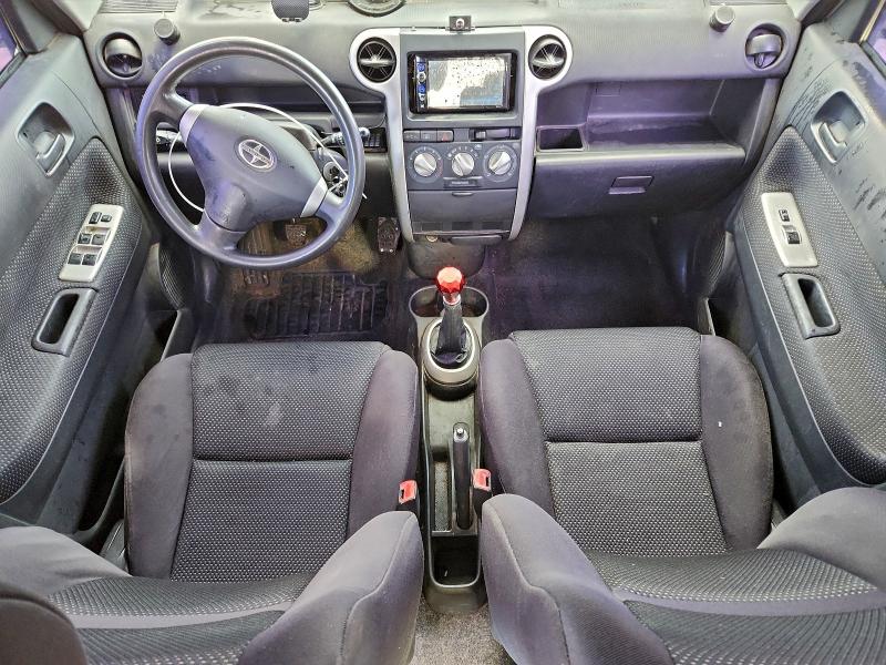 Photo 8 from auction – 2004 TOYOTA SCION XB with VIN JTLKT334440134231