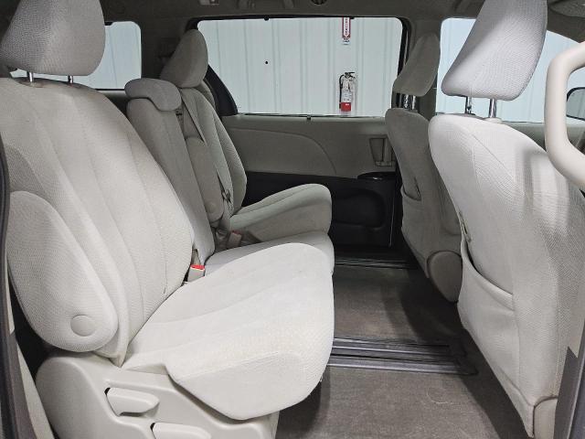 Photo 11 from auction – 2014 TOYOTA SIENNA LE with VIN 5TDKK3DC7ES490272