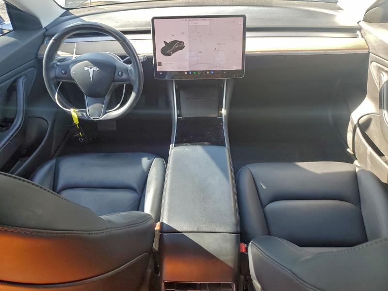 Photo 8 from auction – 2018 TESLA MODEL 3 with VIN 5YJ3E1EA5JF136424