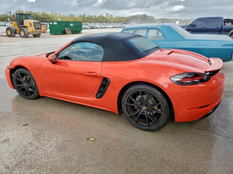 Photo 2 from auction – 2018 PORSCHE BOXSTER with VIN WP0CA2A8XJS210217
