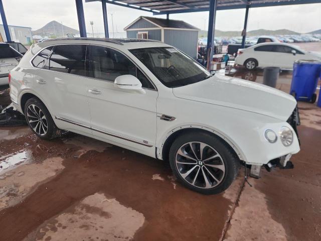 Photo 4 from auction – 2017 BENTLEY BENTAYGA with VIN SJAAC2ZV8HC014147