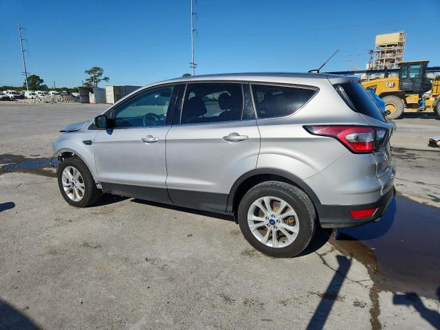 Photo 2 from auction – 2017 FORD ESCAPE SE with VIN 1FMCU9GD0HUE48799