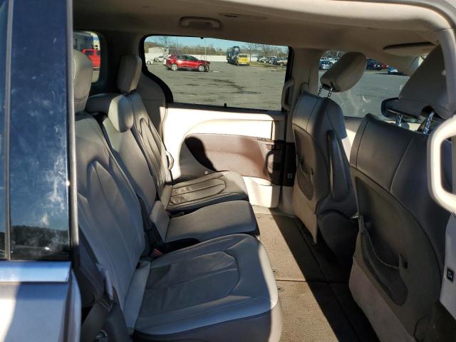 Photo 11 from auction – 2017 CHRYSLER PACIFICA T with VIN 2C4RC1BG6HR645137