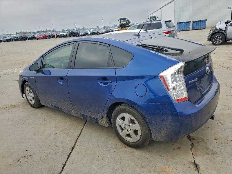 Photo 2 from auction – 2011 TOYOTA PRIUS with VIN JTDKN3DU3B1419370