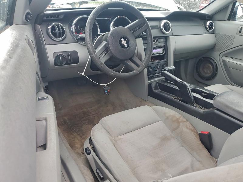 Photo 8 from auction – 2005 FORD MUSTANG with VIN 1ZVFT80N755128464