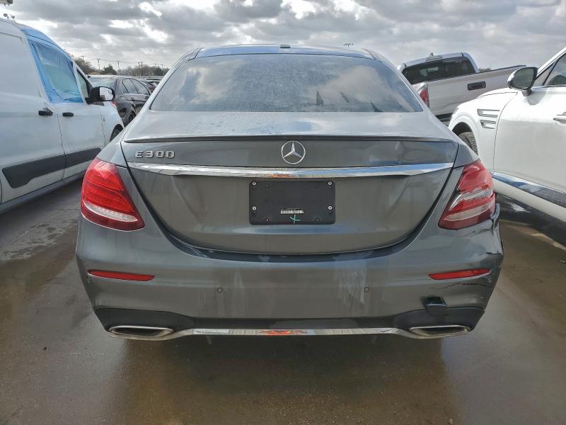 Photo 6 from auction – 2018 MERCEDES-BENZ E 300 with VIN WDDZF4JBXJA391981