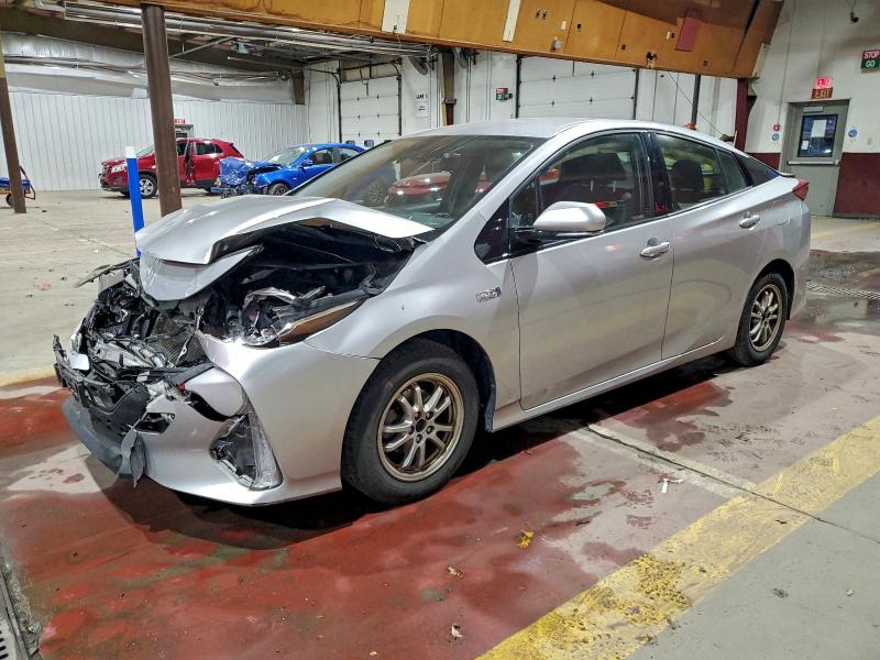 TOYOTA PRIUS PRIM 2017 with VIN JTDKARFP6H3053035 - Photo from auction