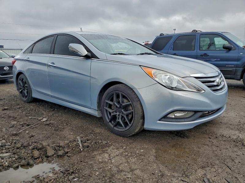 Photo 4 from auction – 2014 HYUNDAI SONATA with VIN 5NPEC4AB1EH831702