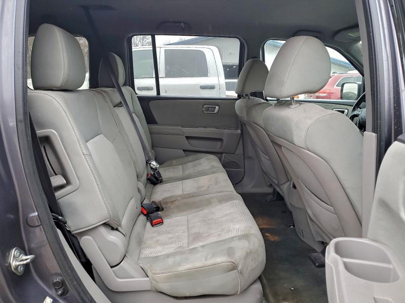 Photo 11 from auction – 2015 HONDA PILOT LX with VIN 5FNYF4H22FB071256