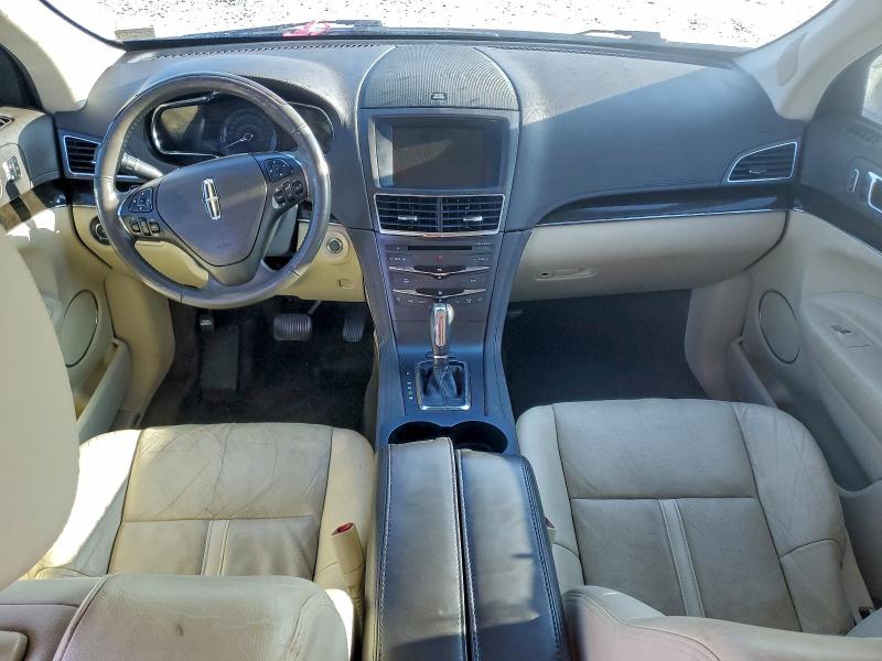 Photo 8 from auction – 2014 LINCOLN MKT with VIN 2LMHJ5AT6EBL52690
