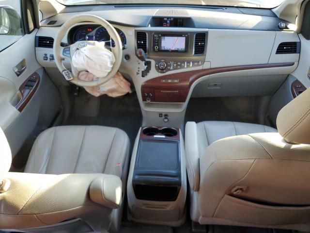 Photo 8 from auction – 2014 TOYOTA SIENNA XLE with VIN 5TDYK3DC2ES420690