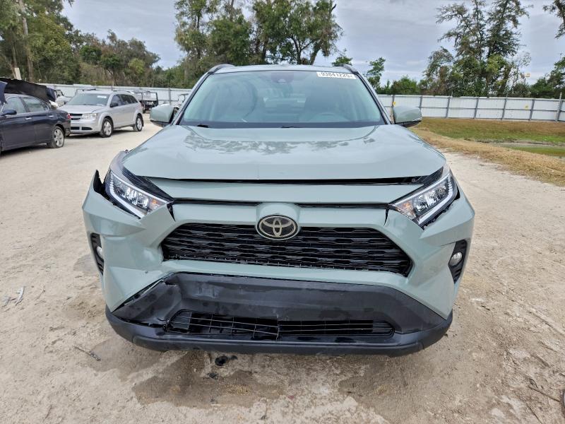 Photo 5 from auction – 2021 TOYOTA RAV4 with VIN 2T3C1RFV3MW137887