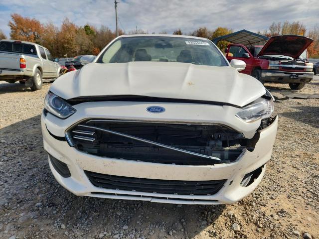 Photo 5 from auction – 2016 FORD FUSION SE with VIN 3FA6P0HD8GR376331