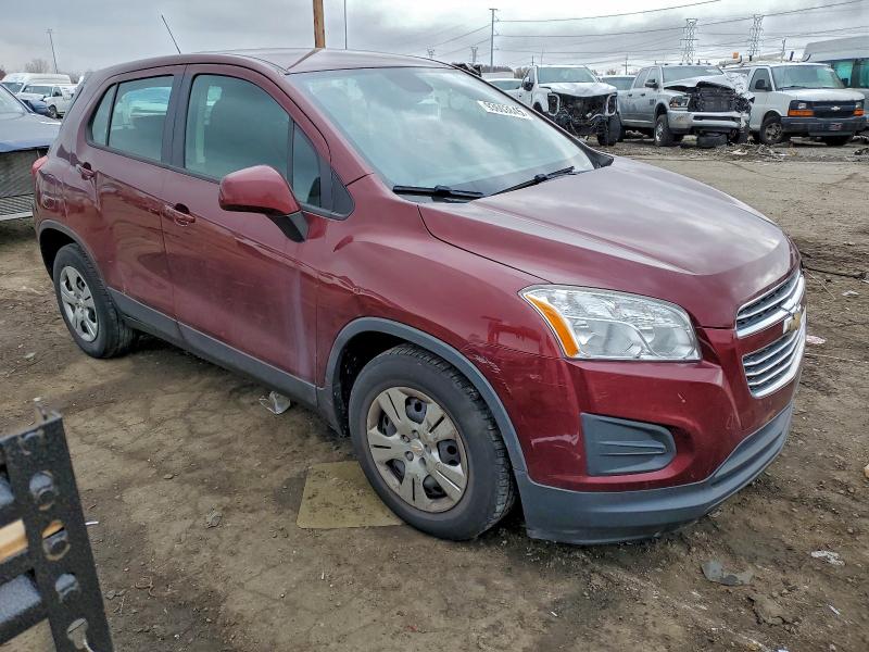 Фото 4 с аукциона – 2016 CHEVROLET TRAX LS с VIN 3GNCJKSB2GL248291