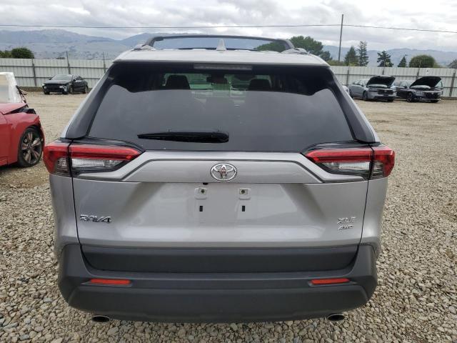 Photo 6 from auction – 2019 TOYOTA RAV4 XLE with VIN JTMP1RFV4KD515632