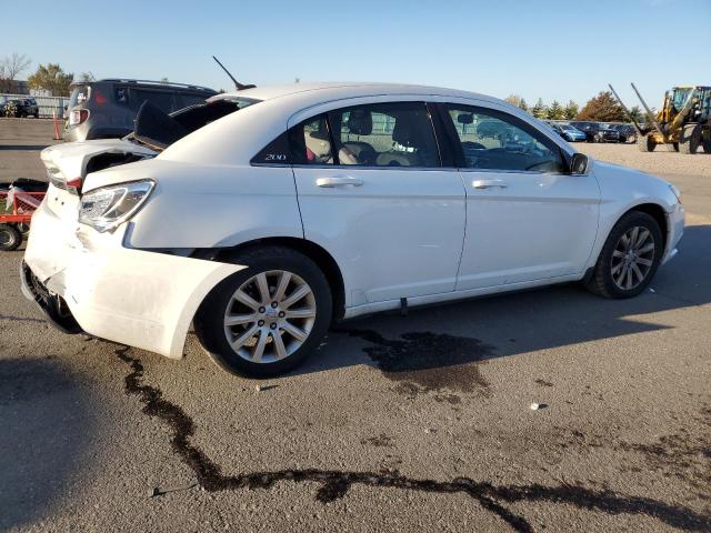 Photo 3 from auction – 2012 CHRYSLER 200 TOURIN with VIN 1C3CCBBB8CN211053